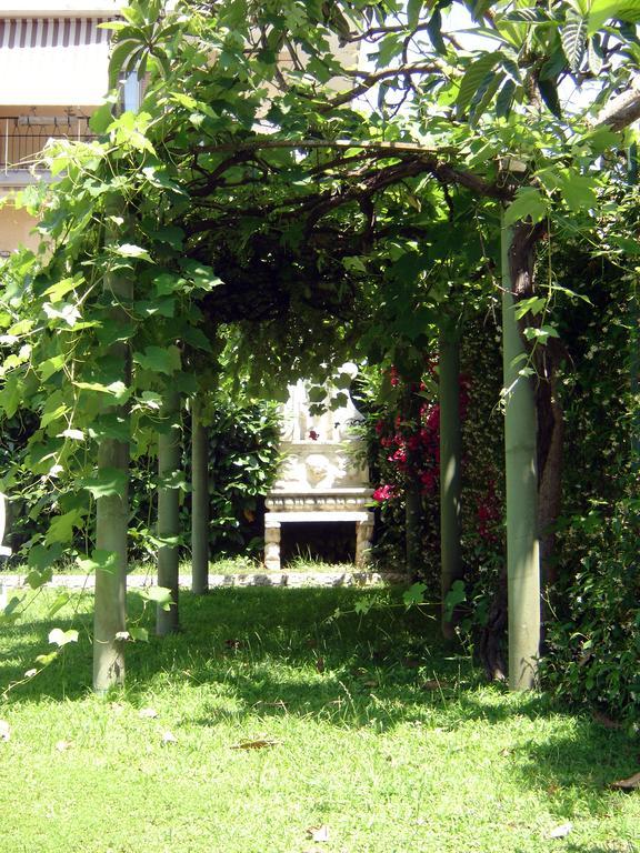 B&B Villa Fantasia 加埃塔 外观 照片